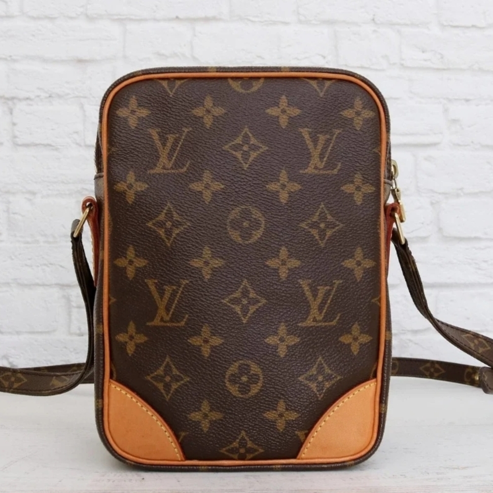 Louis Vuitton Monogram Canvas Dual-Pocket Crossbody Bag in Brown and Tan - Picture 2 of 5